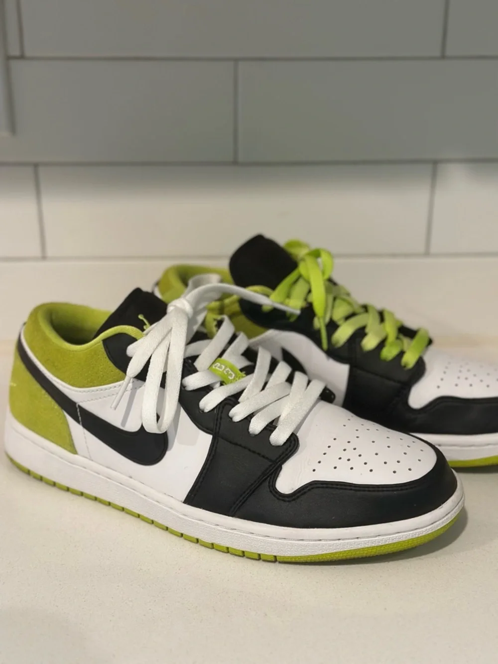 Jordan 1 Low SE 